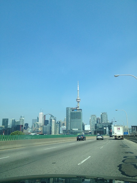 IMG 0648_Toronto_skyline_m_CN_T